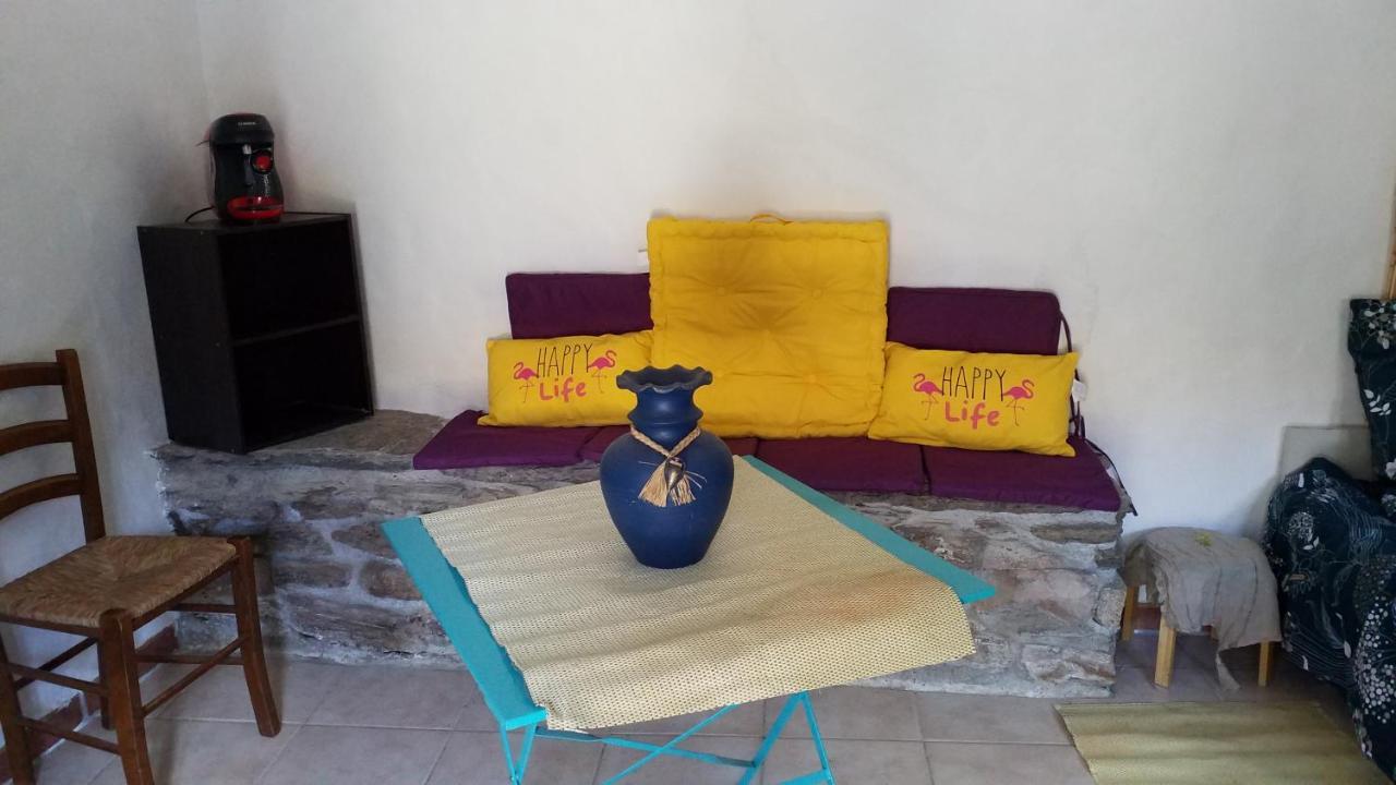 Le Petit Nid Bed & Breakfast Sablieres Eksteriør bilde