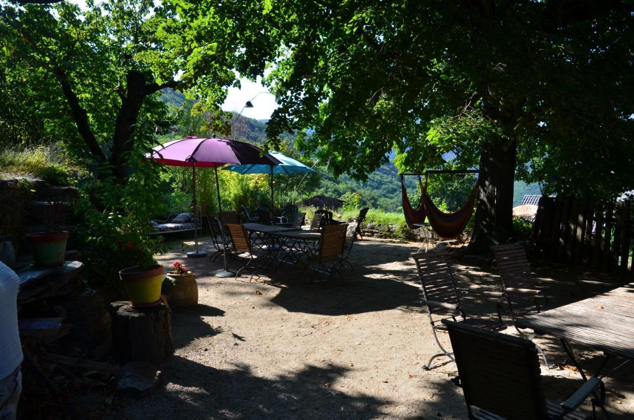 Le Petit Nid Bed & Breakfast Sablieres Eksteriør bilde